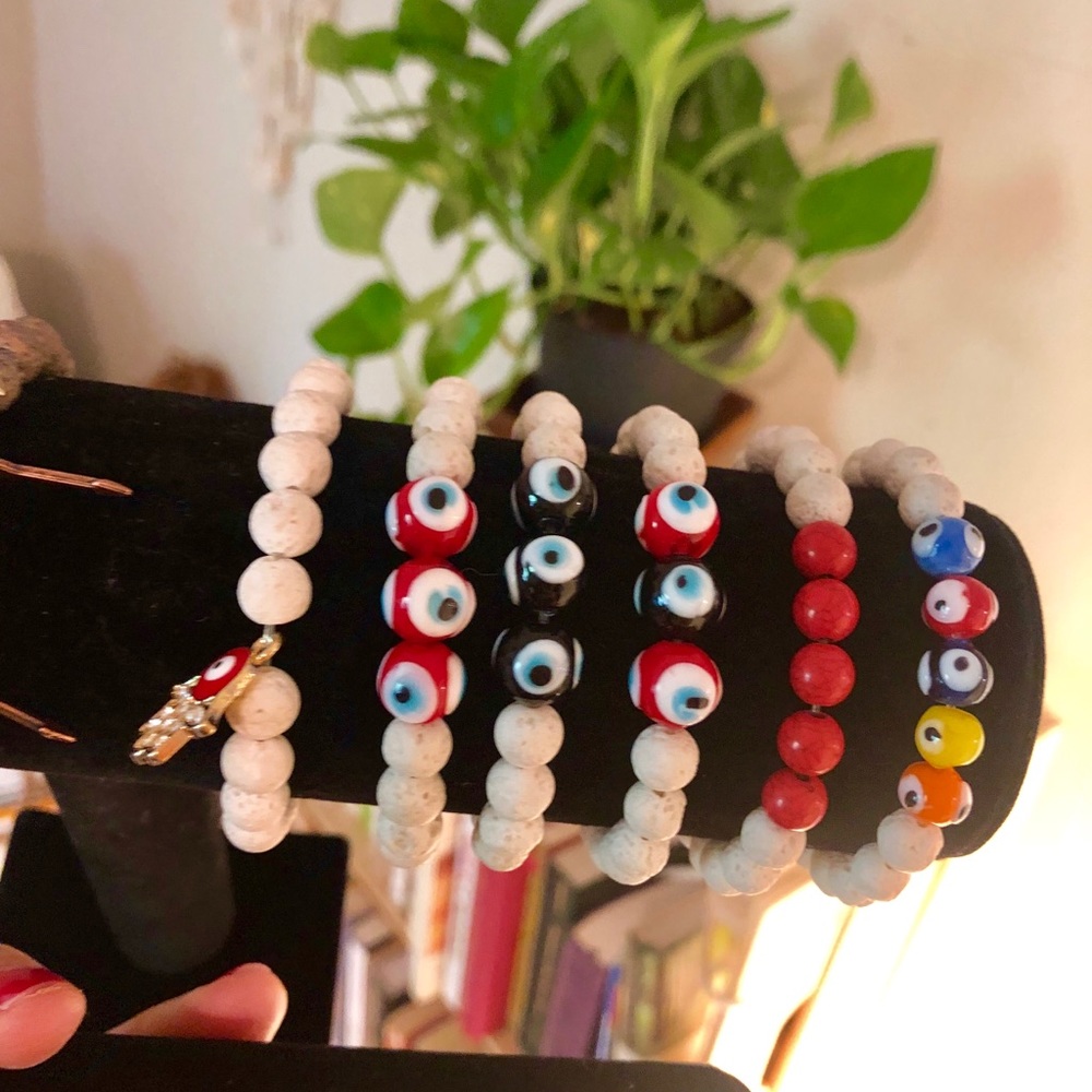 Bracelets - Picture 7 of 8